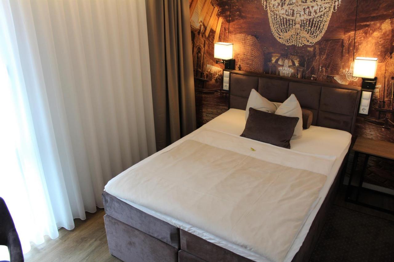 Hotel Ammerlaender Hof Westerstede Esterno foto