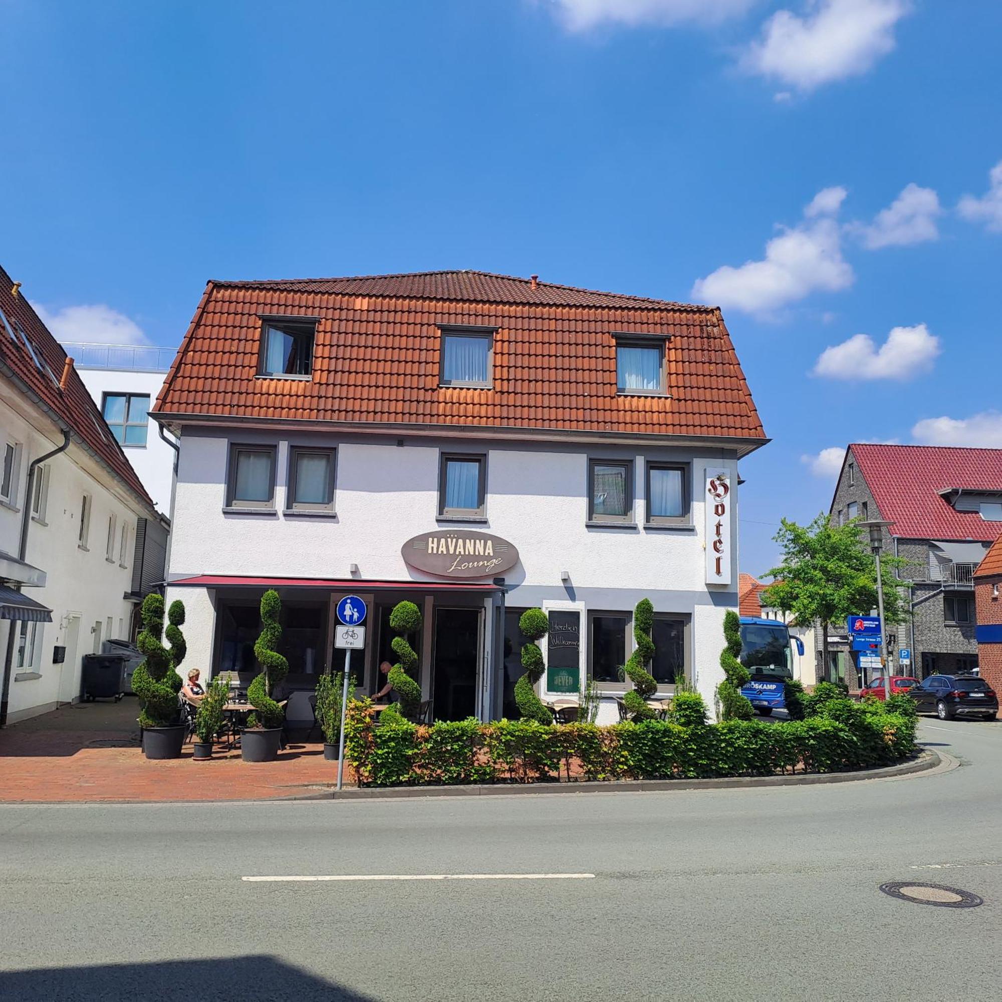Hotel Ammerlaender Hof Westerstede Esterno foto