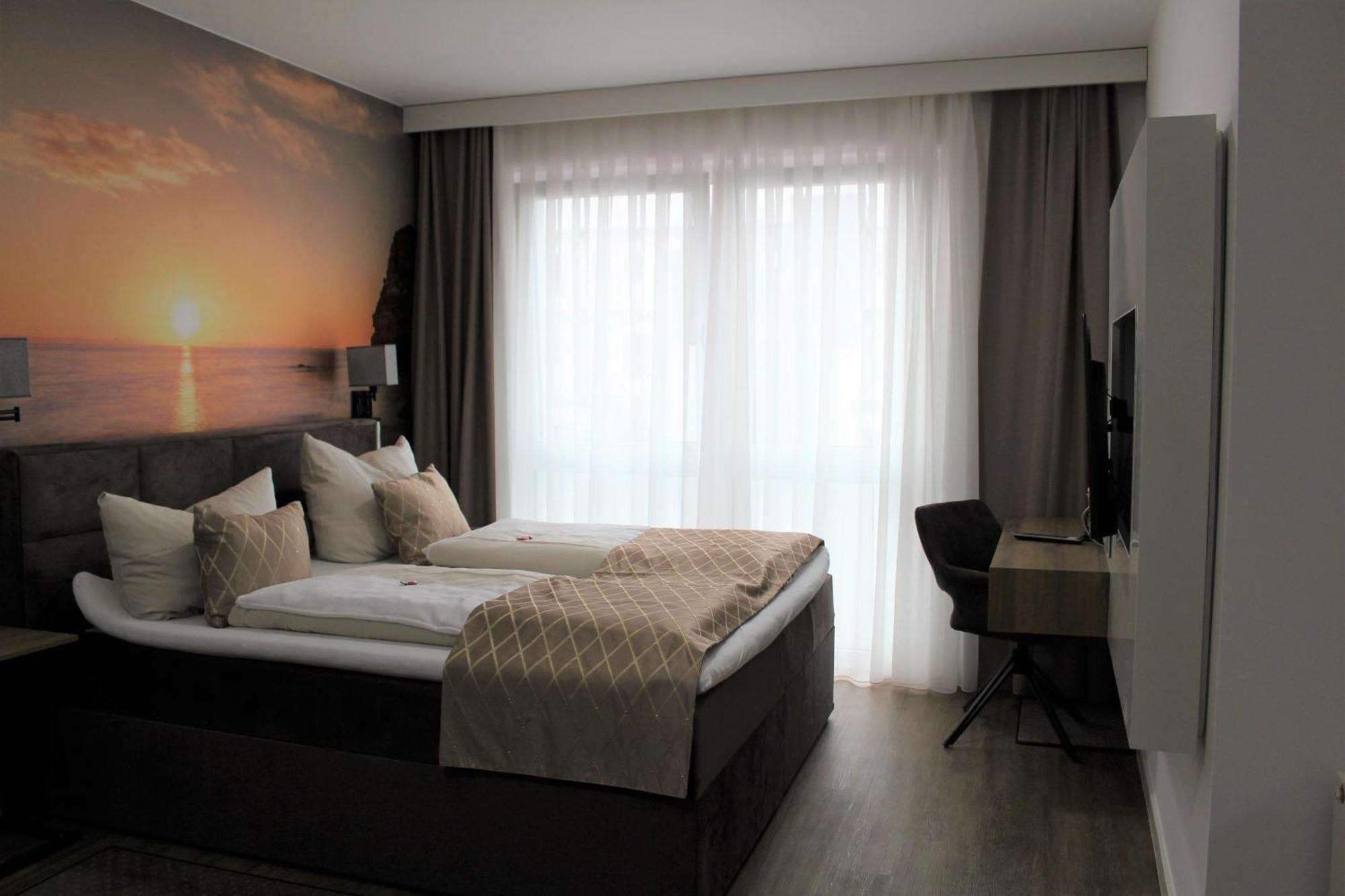 Hotel Ammerlaender Hof Westerstede Esterno foto