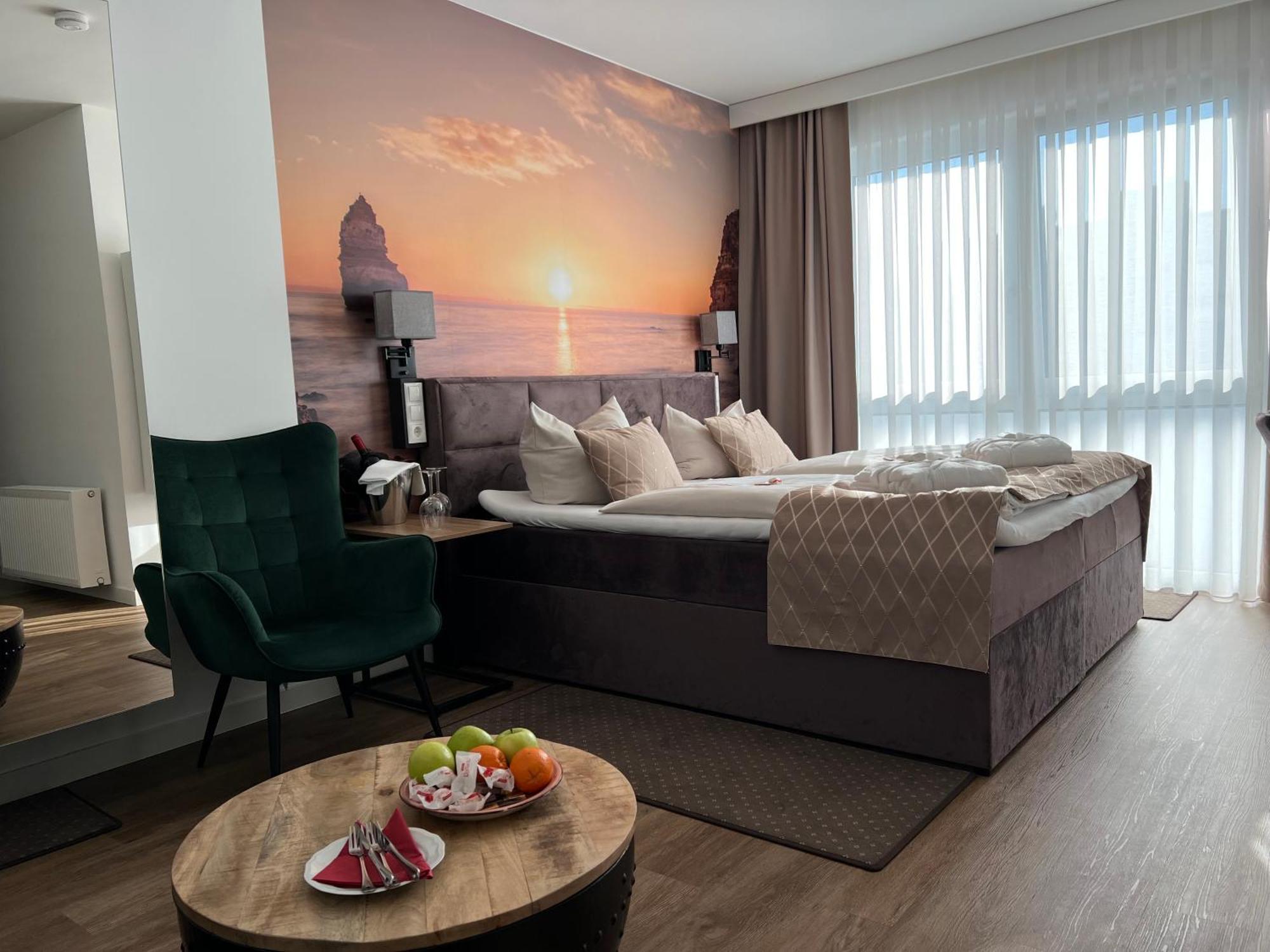 Hotel Ammerlaender Hof Westerstede Esterno foto